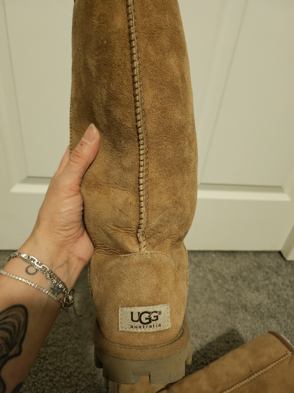 🔥 UGG 🔥 Tall Suede Pull-On Boots in Chestnut - Picture 5 of 6